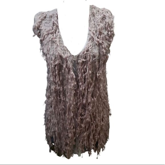 UMGEE Shaggy Sleeveless Vest - Picture 1 of 10